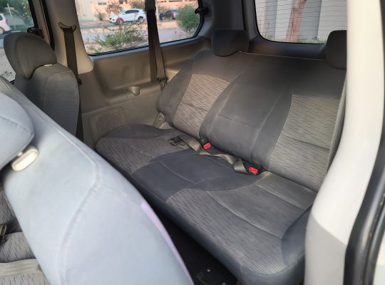 HYUNDAI H1 2012 , PASSENGER VAN , 09 SEATER , AUTOMATIC TRANSMISSION FOR SALE