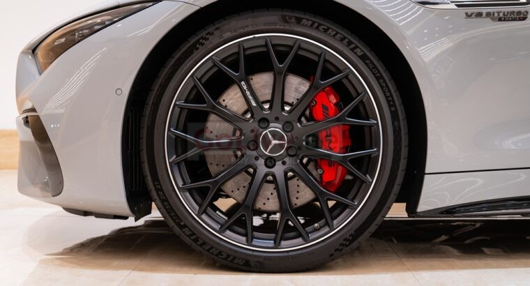 2022 MERCEDES BENZ SL 55 AMG / GCC SPECIFICATION