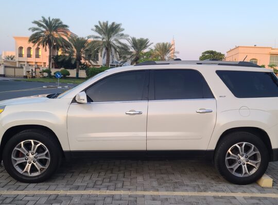 GMC ACADIA 2013 SLT, V6 , MID OPTION , FRESH IMPORT, FOR SALE