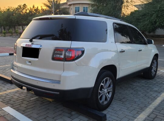 GMC ACADIA 2013 SLT, V6 , MID OPTION , FRESH IMPORT, FOR SALE