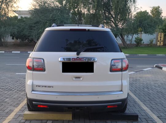 GMC ACADIA 2013 SLT, V6 , MID OPTION , FRESH IMPORT, FOR SALE