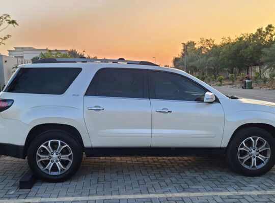 GMC ACADIA 2013 SLT, V6 , MID OPTION , FRESH IMPORT, FOR SALE