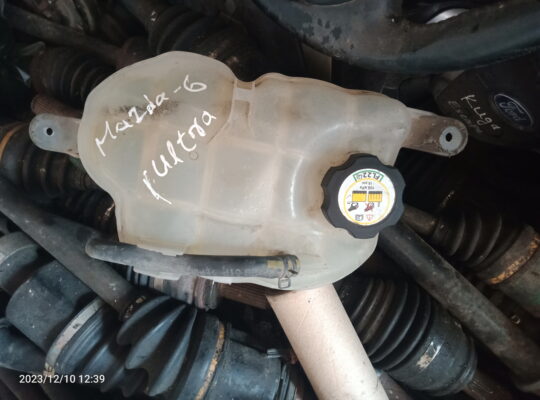 Mazda 6 coolant reservoir tank