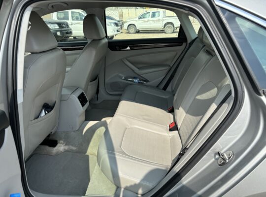 VW Passat 2014