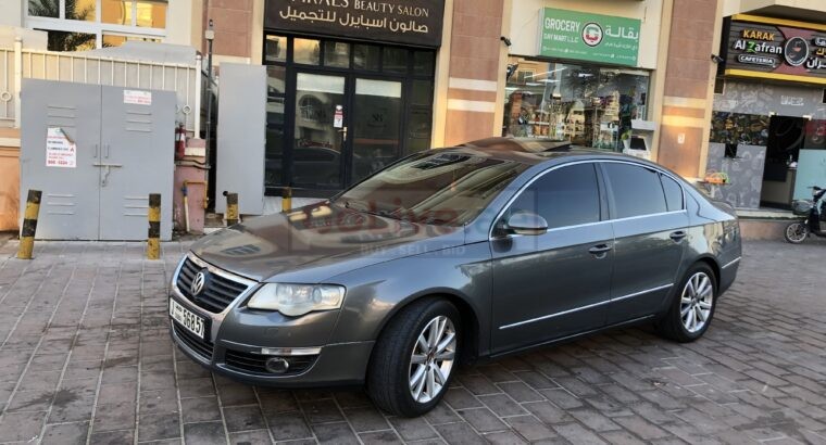Car lift available from Dubai business bay jadaf nad al hamar to sharjah anywhere anytime with luxury cars