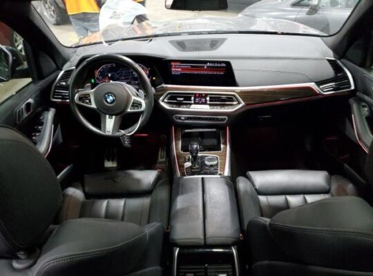 2021 BMW X5 XDRIVE40I