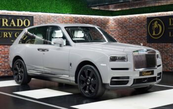 Rolls Royce Cullinan | Silver Badge | Full Option | 1-Month Special Price Offer