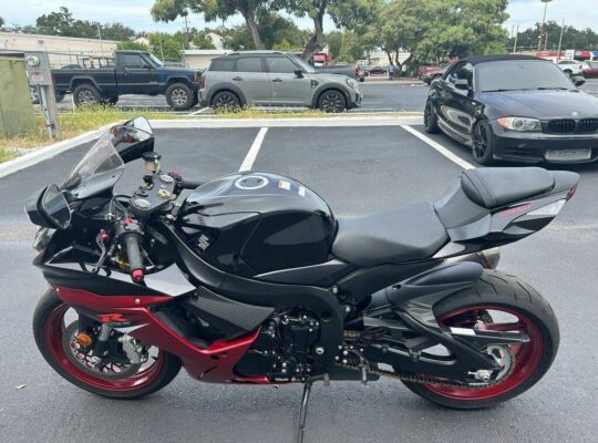 2017 Suzuki GSX-R750