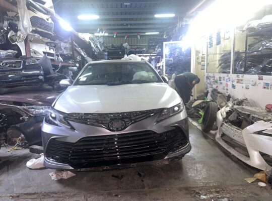 Toyota Camry Silver Metallic Used Auto Spare Parts 2023