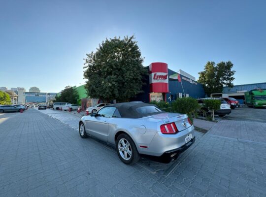 FORD MUSTANG 2012 AMERICAN