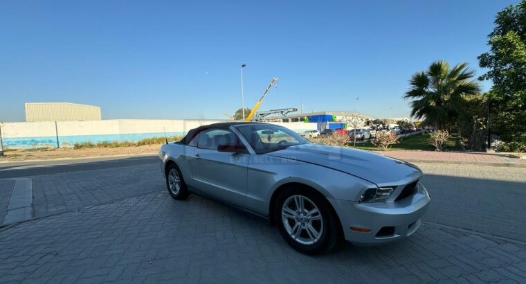 FORD MUSTANG 2012 AMERICAN