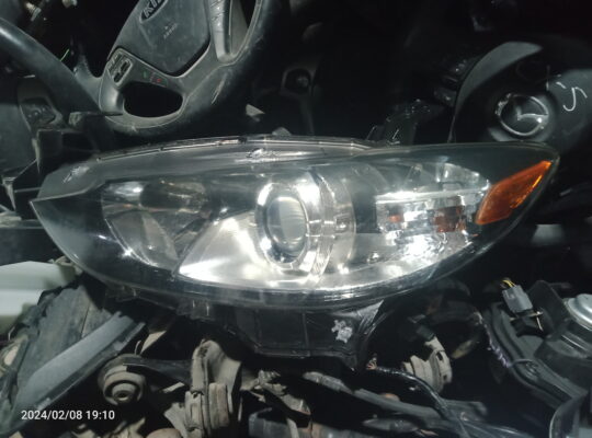 Mazda 6 American specs headlights