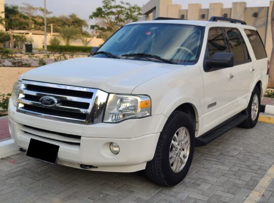FORD EXPEDITION 2008 XLT , GCC , 4WD , ORIGINAL PAINT , PERFECT CONDITION