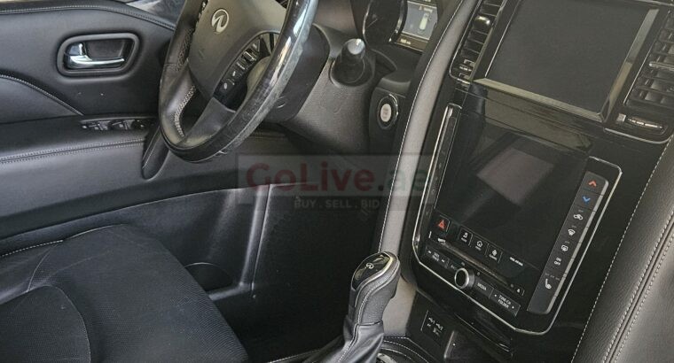 Infiniti QX80 model 2021