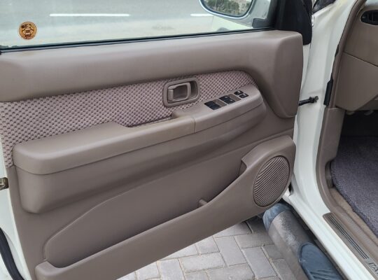 NISSAN PATHFINDER 2005 , 4WD , GOOD CONDITION , ACCIDENT FREE