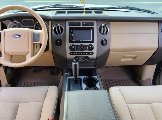 FORD EXPEDITION 2008 XLT , GCC , 4WD , ORIGINAL PAINT , PERFECT CONDITION