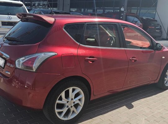 Nissan Tiida SV 2016