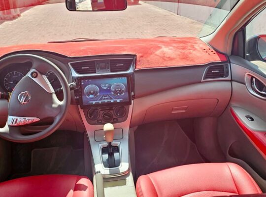 Nissan Tiida SV 2016