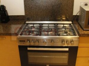 Electrolux Brand Gas Top Electric oven 90 x 60 cm