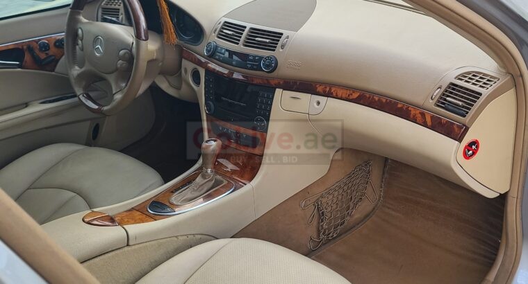 MERCEDES BENZ E280, 2008, FULLY LOADED, GCC SPECS FOR SALE