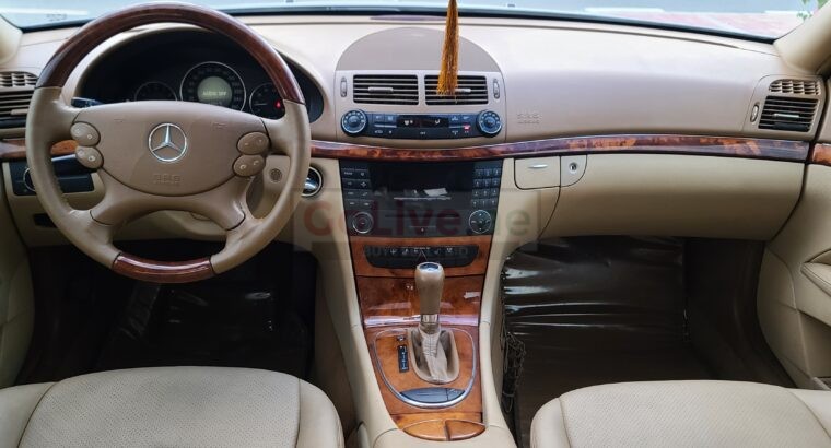 MERCEDES BENZ E280, 2008, FULLY LOADED, GCC SPECS FOR SALE