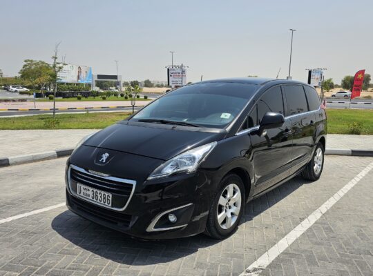 Peugeot 5008, 2016, Gcc Specs, Agency Service, Single owner car for sale