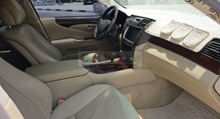LEXUS LS460L, GCC SPECS, FULLY LOADED FOR SALE