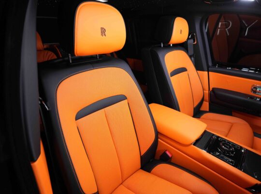 Rolls Royce Cullinan | Black Badge | Full Option | 1-Month Special Price Offer