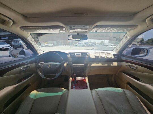 LEXUS LS460L, GCC SPECS, FULLY LOADED FOR SALE