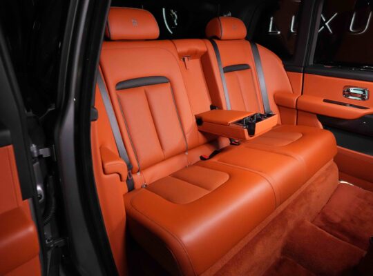 Rolls Royce Cullinan | Black Badge | Onyx Edition | 3-Year Warranty and Service, 1-Month Special Price Offer