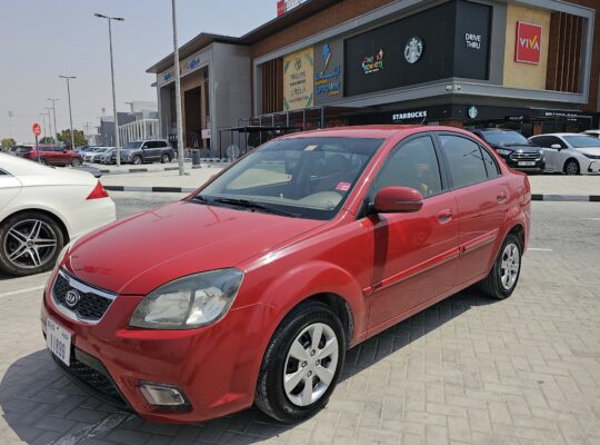 KIA RIO 2012, GCC, 157000 KMS, NEW TYRES, SINGLE ONWER CAR FOR SALE