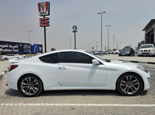 HYUNDAI COUPE GENESIS 3.8L, GCC SPECS, FULL OPTION FOR SALE