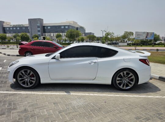 HYUNDAI COUPE GENESIS 3.8L, GCC SPECS, FULL OPTION FOR SALE