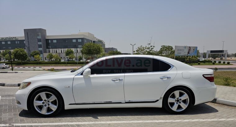 LEXUS LS460L, GCC SPECS, FULLY LOADED FOR SALE