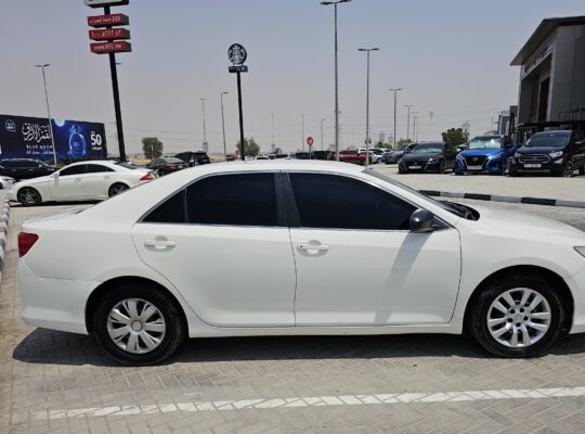 Toyota Camry 2014, Gcc Specs, Single Owner Car for sale