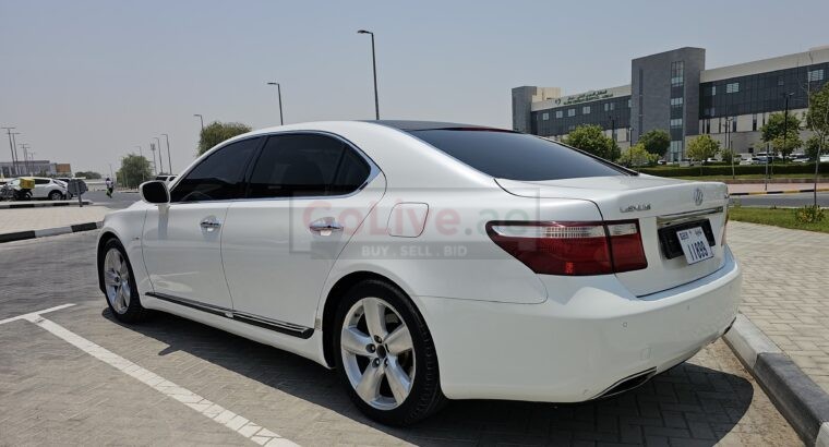 LEXUS LS460L, GCC SPECS, FULLY LOADED FOR SALE