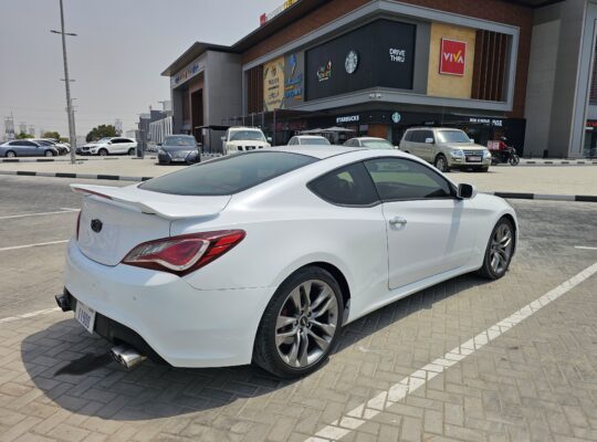 HYUNDAI COUPE GENESIS 3.8L, GCC SPECS, FULL OPTION FOR SALE