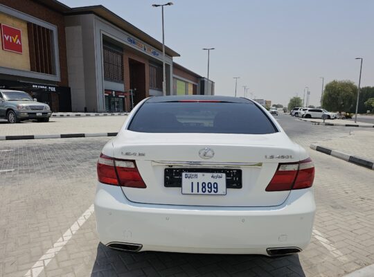 LEXUS LS460L, GCC SPECS, FULLY LOADED FOR SALE