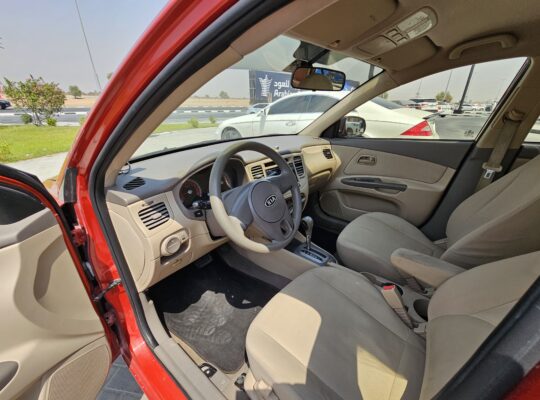KIA RIO 2012, GCC, 157000 KMS, NEW TYRES, SINGLE ONWER CAR FOR SALE