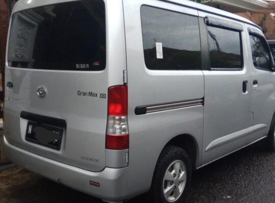 We sell Suzuki and Daihatsu spare parts