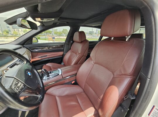 BMW 750LI 2011, GCC SPECS, FULLY LOADED CAR FOR SALE