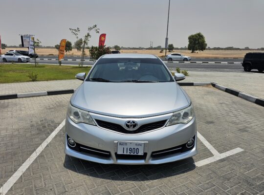 TOYOTA CAMRY 2013 SE, GCC SPECS, MID OPTION CAR FOR SALE