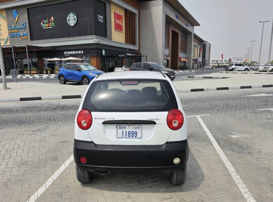 CHEVROLET SPARK 2015, 800CC ENGINE, GCC, MANUAL GEAR CAR FOR SALE