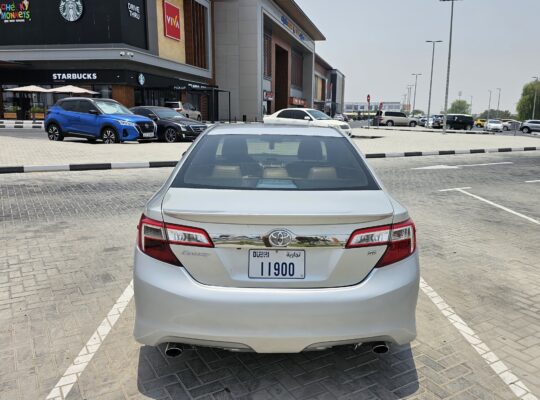 TOYOTA CAMRY 2013 SE, GCC SPECS, MID OPTION CAR FOR SALE