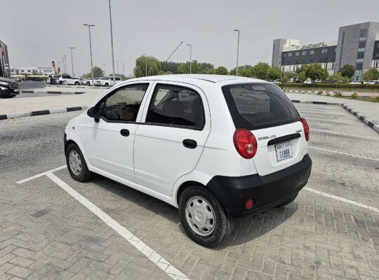 CHEVROLET SPARK 2015, 800CC ENGINE, GCC, MANUAL GEAR CAR FOR SALE
