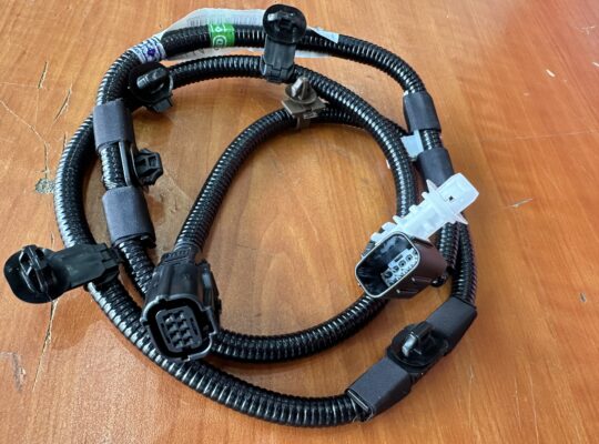 RADAR WIRE 82114-0E220 HIGHLANDER 20-22