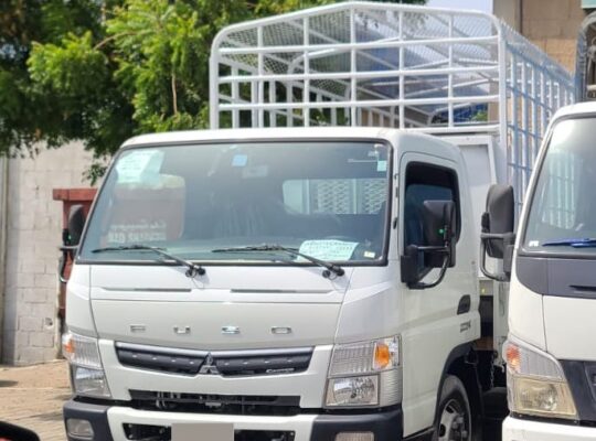 MITSUBISHI CANTER PICKUP 3 TON BUYER IN JEBEL ALI ( USED COMMERCIAL VEHICLE BUYER IN JEBEL ALI DUBAI )