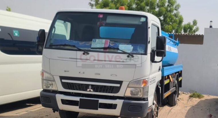MITSUBISHI CANTER CHILLER BOX BUYER IN JEBEL ALI ( USED COMMERCIAL VEHICLE BUYER IN JEBEL ALI DUBAI )