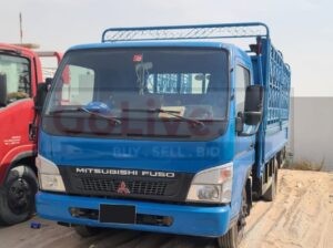 MITSUBISHI CANTER PICKUP 3 TON BUYER IN SHARJAH INDUSTRIAL ( USED COMMERCIAL VEHICLE BUYER IN SHARJAH INDUSTRIAL )