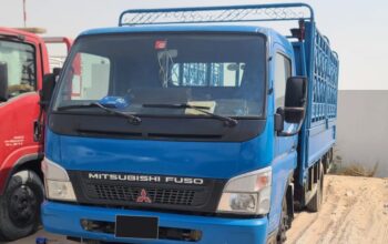 MITSUBISHI CANTER PICKUP 3 TON BUYER IN SHARJAH INDUSTRIAL ( USED COMMERCIAL VEHICLE BUYER IN SHARJAH INDUSTRIAL )